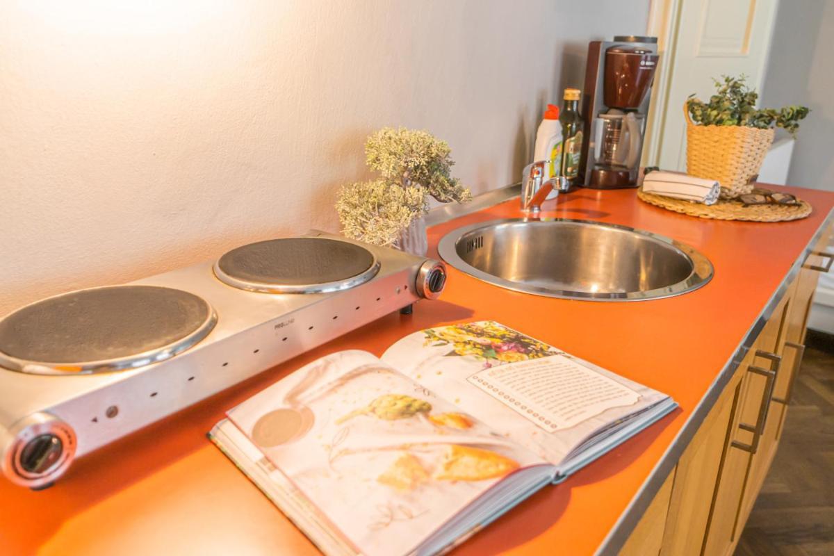 Ferienwohnung Bright Studio Close To Charles Bridge And Prague Castle Exterior foto